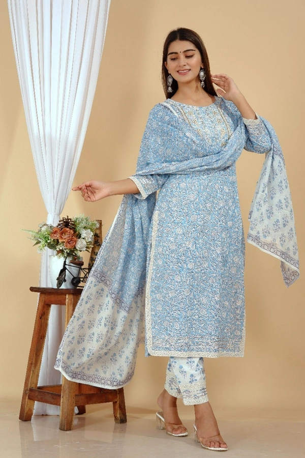 👗Full GOTTA WORK AND COTTON LESH WORK KURTI WITH DUPATTA AND PANT. - M