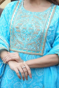 Celebrate the elegance of ethnic attire in this bandhani printed cotton kurti - XL, Sky Blue