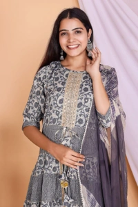 👗Front Side Cut Pattern Kurti With Sharara And Dupatta - L, Grey