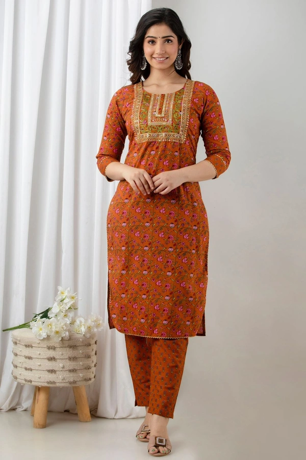 👗Cotton  Kurta paired with Pant n beautiful' Duppata...  - Orange, XL