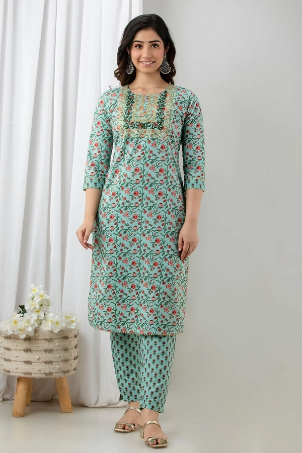 👗Cotton  Kurta paired with Pant n beautiful' Duppata...  - M, Green