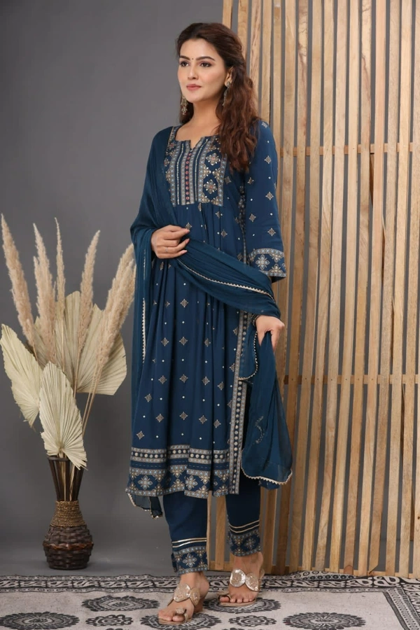 👗Rayon Kurta paired with Pant n beautiful' Duppata...  - XL