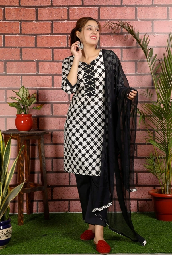 👗Beautiful printed  cotton kurti , pant with dupatta - L