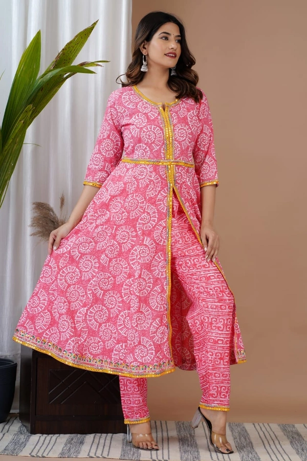 Gorgeous Indian Kurti With Full Set. - Tickle Me Pink, L