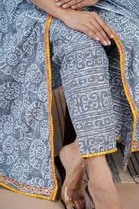Gorgeous Indian Kurti With Full Set. - Pigeon Post, XL