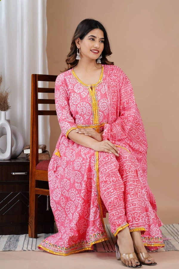Gorgeous Indian Kurti With Full Set. - Tickle Me Pink, XL