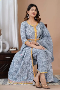 Gorgeous Indian Kurti With Full Set. - Pigeon Post, XXL