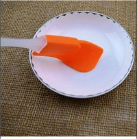 2170 SPATULA AND PASTRY BRUSH FOR CAKE DECORATION