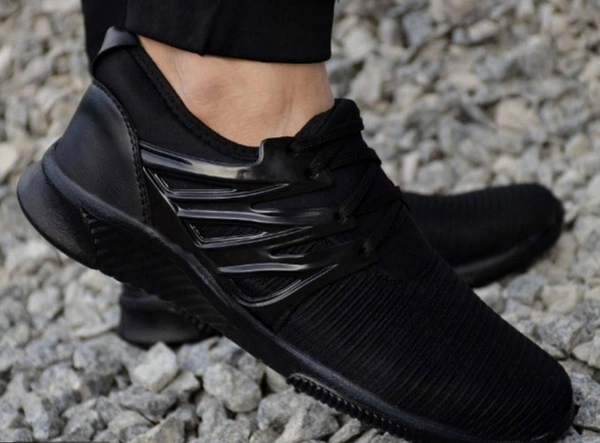 Trendy High Fashion Black Mesh Sports Shoes - UK10