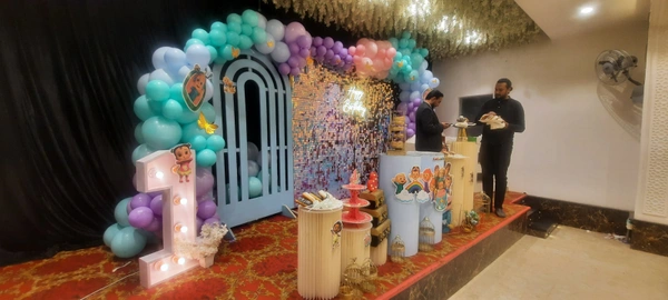 Cocomelon Theme Decoration  - 8×8