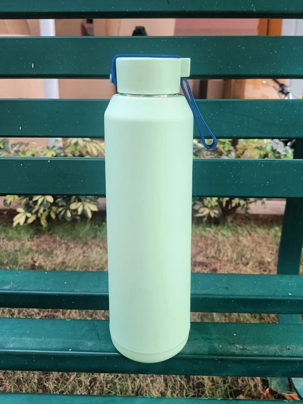 700ml PU Bottle - PistaGreen