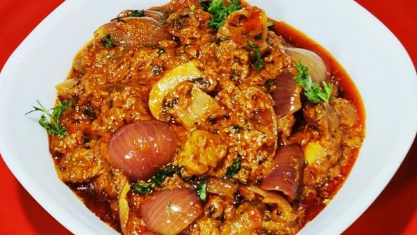 Mushroom Do Pyazaa - Full Plate