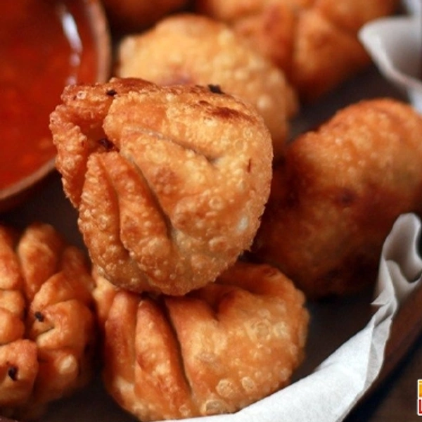Paneer Momos - Full Plate