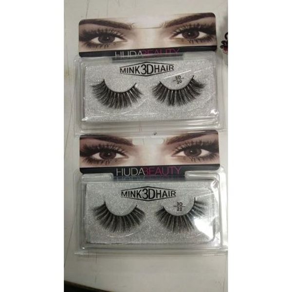 Huda Beauty Eyelashes - 1 pair