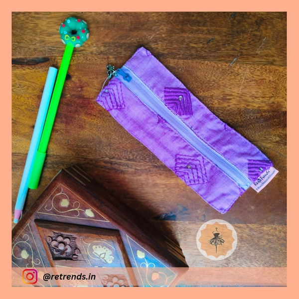 ReTrends Floral Purple - Bookmarker Pouch