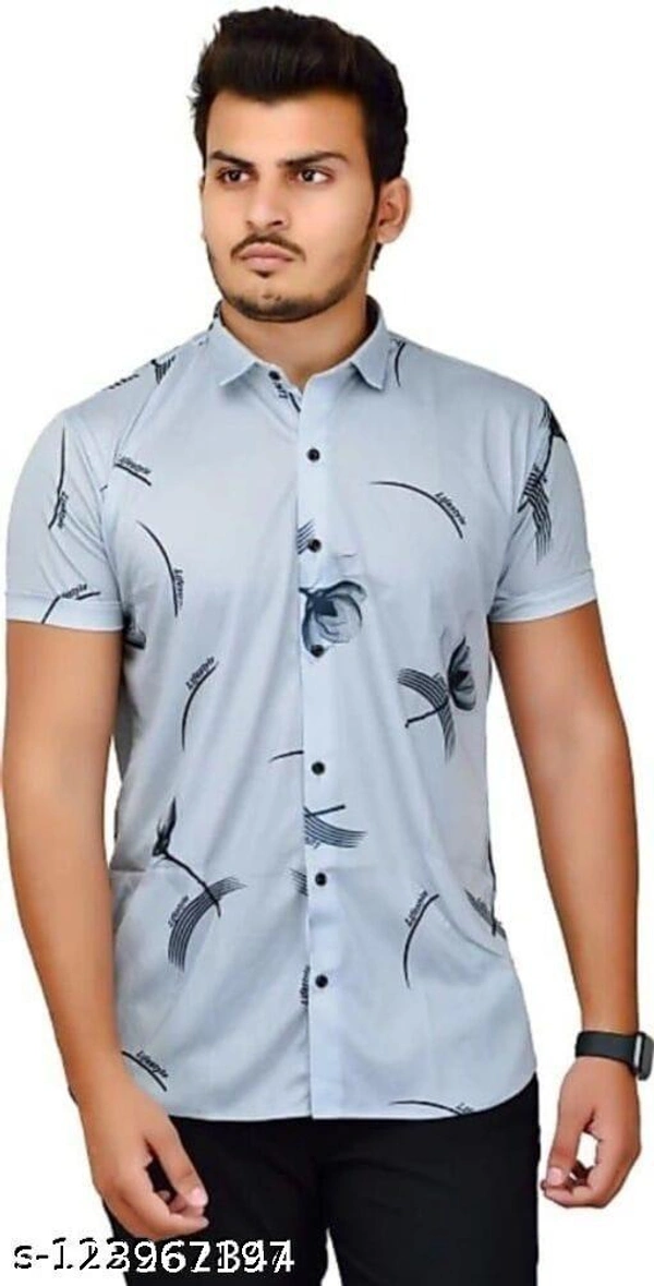 Men Slim Fit Printed Cut Away Collar Casual Shirt - M
