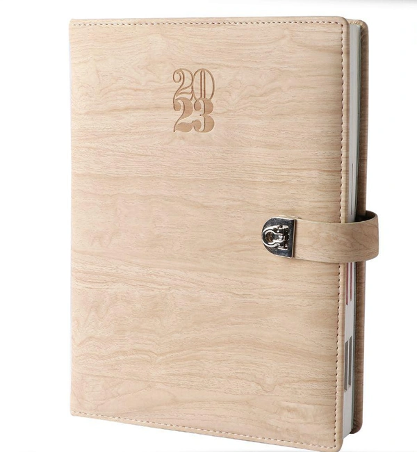 V-524 Diary 2023 B5 With Prem Lock & Box