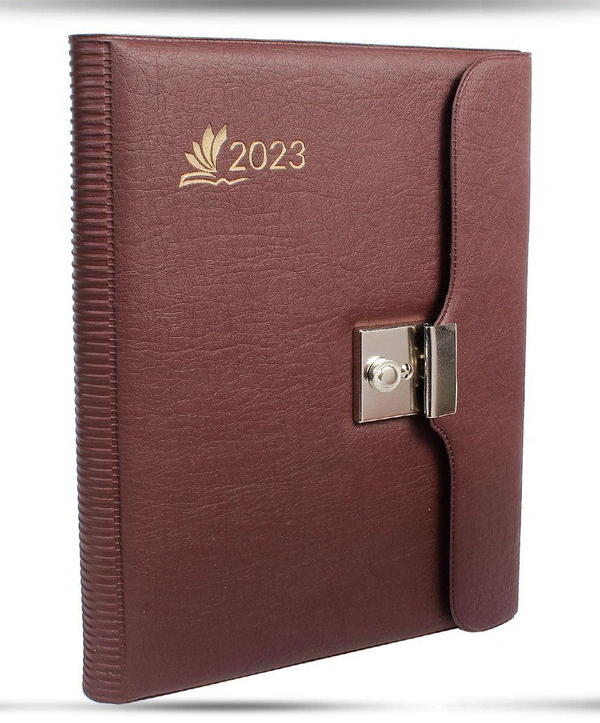 V-515 Diary 2023 B5 Nescafe Key Lock Folder Brown