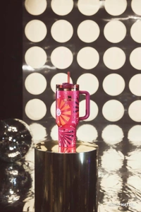 Stanley x Barbie™ 80s Dynamite Quencher | 1.18 L | Pink Tumbler | Limited Edition |