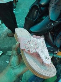 Ladies Fancy Sandel  - Pitch, 9