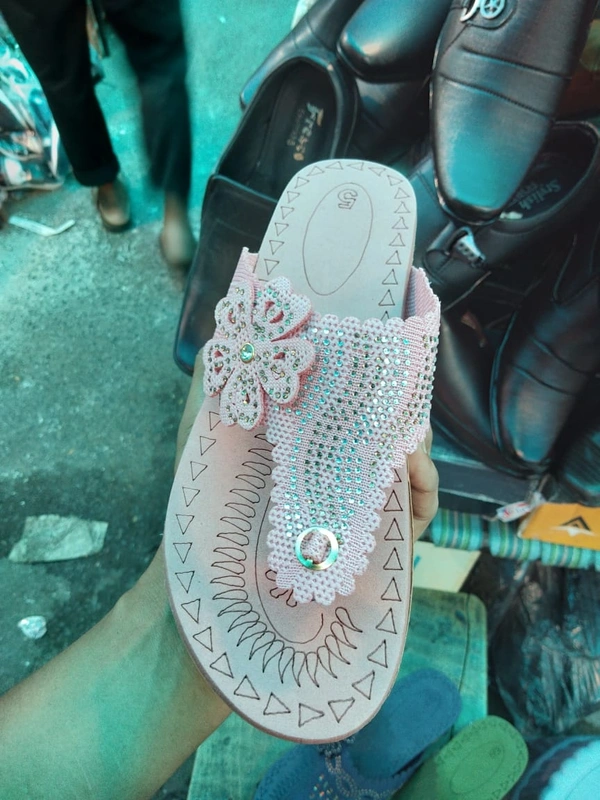 Ladies Fancy Sandel  - Pitch, 9