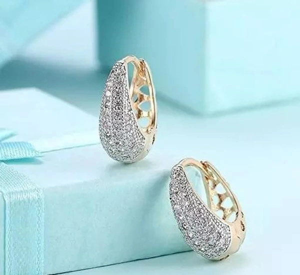 Styles Earrings & Studs - Free Size