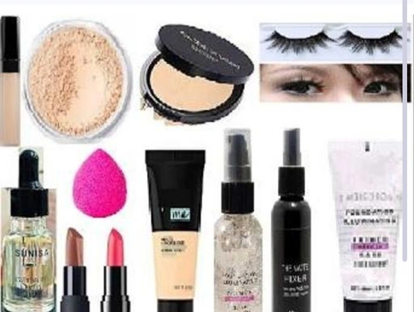 Makeup Kit - Free Size