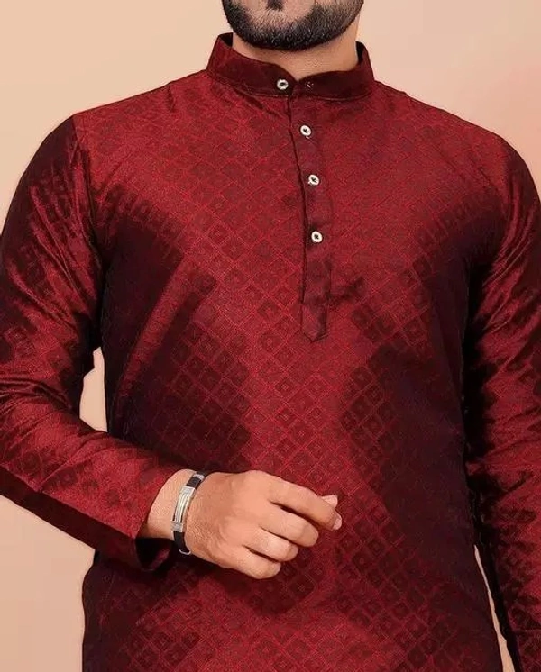 FANCY CHECK'S MEN'S KURTAS - L