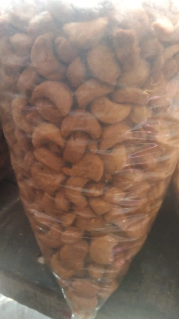 Kaaju Shape Namkeen - 200g