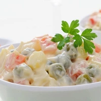Cold Smoked Chicken Fruit And Veg Salads - Assorted, 750gm