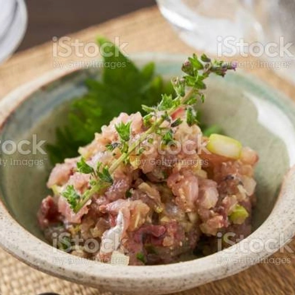 Mackreal Cold Salad - Olive, 750gm 1kg