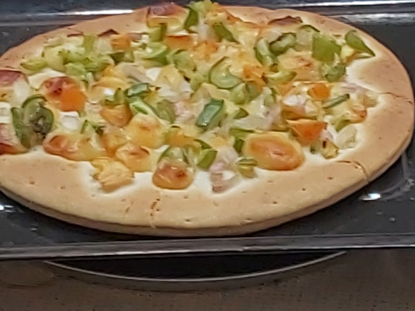 Crunchy Cheese Capsicum Onion Pissa - Festival, 12 Inch Dia