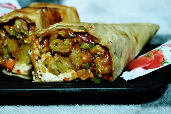 Veg. Cheez Frankie Roll - Regular
