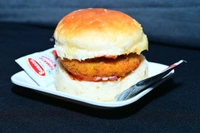 Paneer Delight Burger - Regular