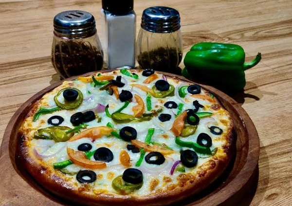 Garden Bowl Pizza - Medium