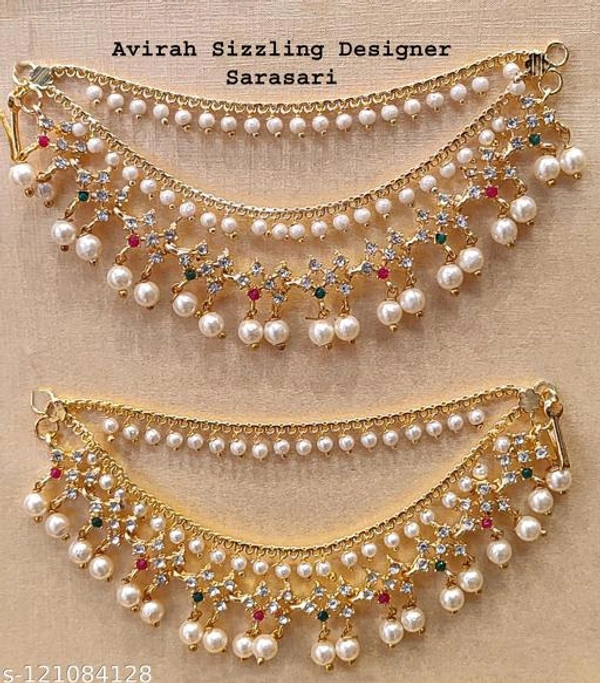 Fashionable Earrings stud