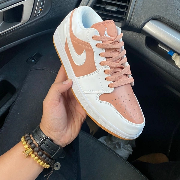 Jordan 1 HEMP