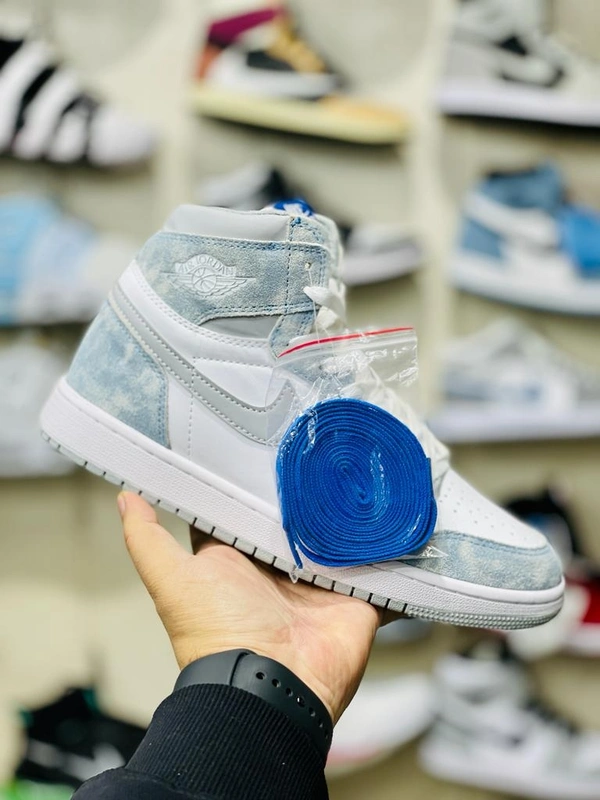 Jordan Retro 1