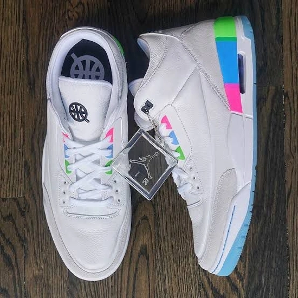 AIR JORDANS 5 QUAI 54 FRIENDS AND FAMILY