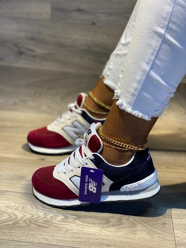 New Balance 547