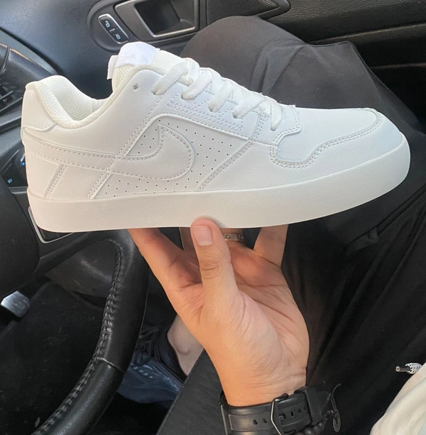 Nike SB Delta Force