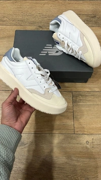 New Balance 302