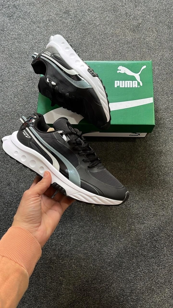 Puma Wild Rider Republic