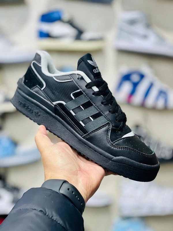Adidas Forum exhibit 