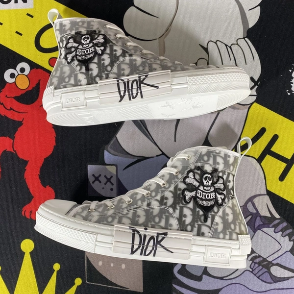 DIOR