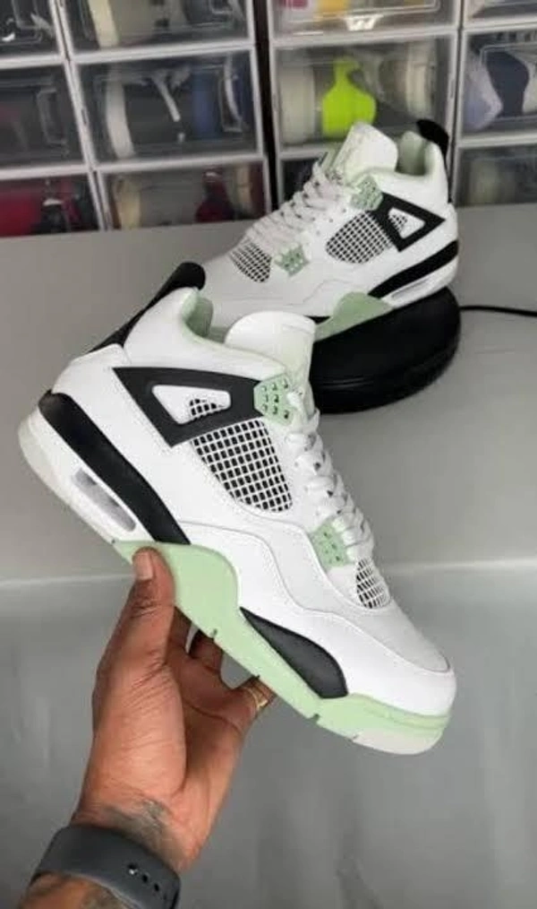 Jordan Retro 4 Sea Foam