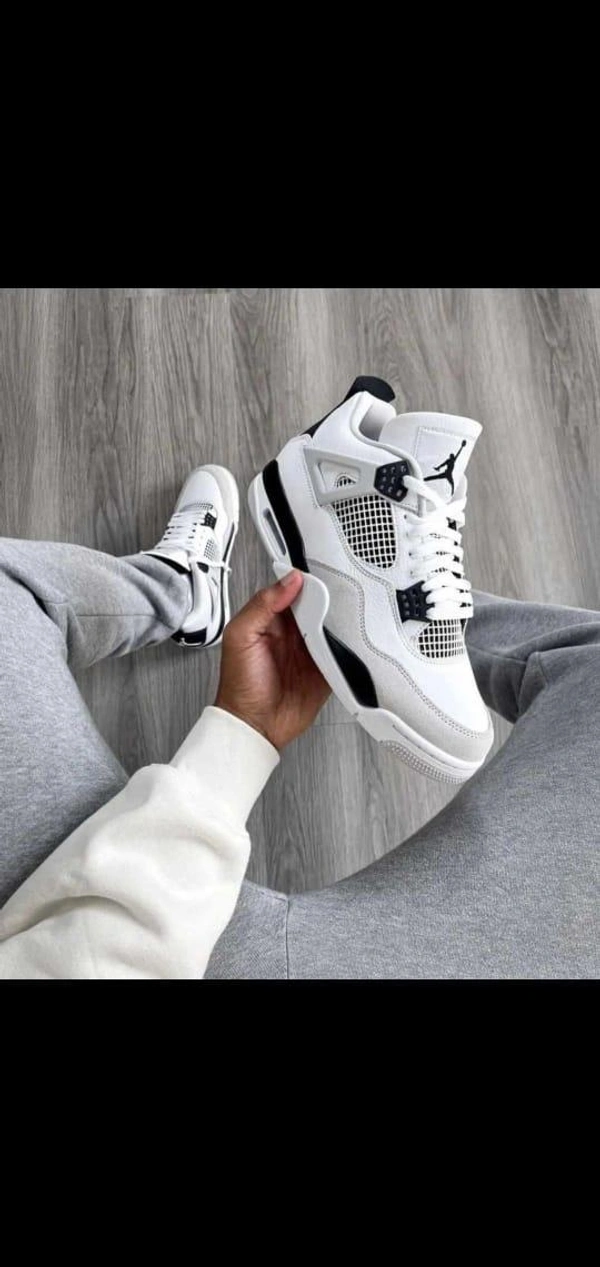Jordan Retro 4 Black Military