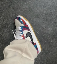 NIKE SB DUNK  