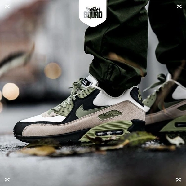 NIKE AIRMAX 90 LAHAR ESCAPE