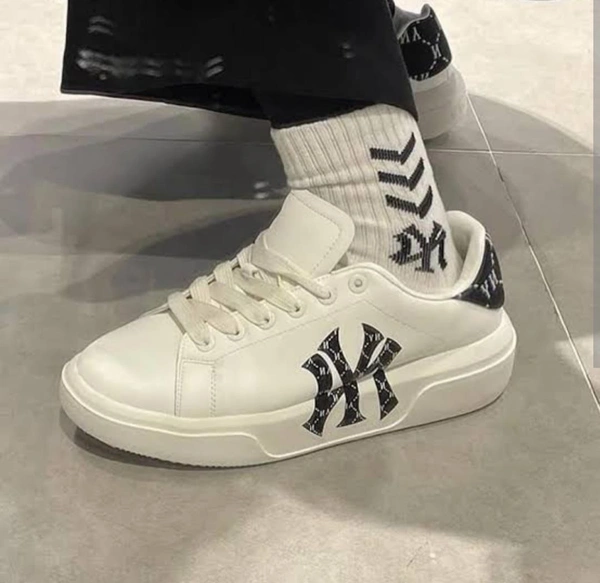 MLB Chunky Classic Heel Dia Monogram